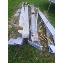 Gegalvaniseerde spanten 15*30