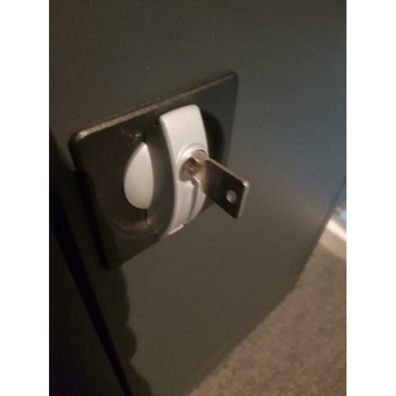 Archiefkast kantoorkast ordnerkast