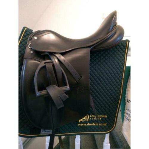 Daaleman dressuur zadel 18 inch GPS2 super zachte zitting