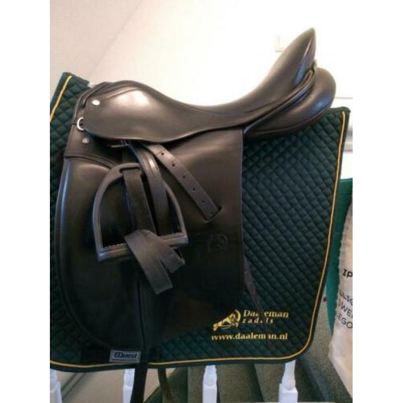 Daaleman dressuur zadel 18 inch GPS2 super zachte zitting