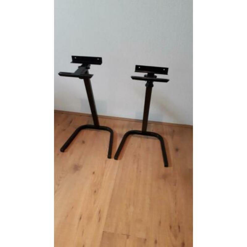 luidsprekers standaard speakers steunen boxen beugels