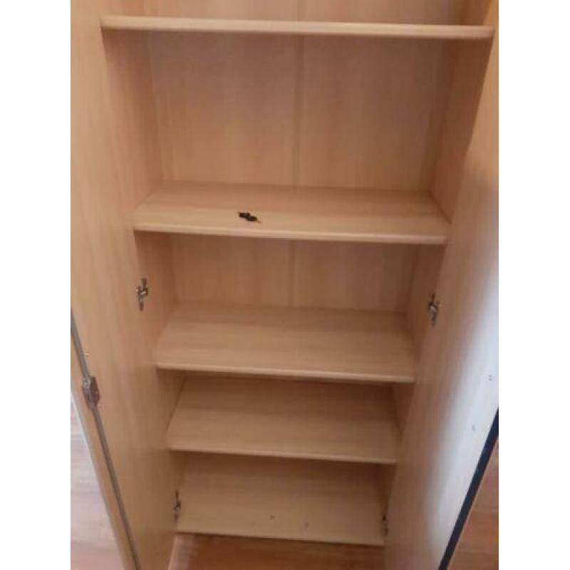 2 kasten en ladekast (kantoor meubilair)