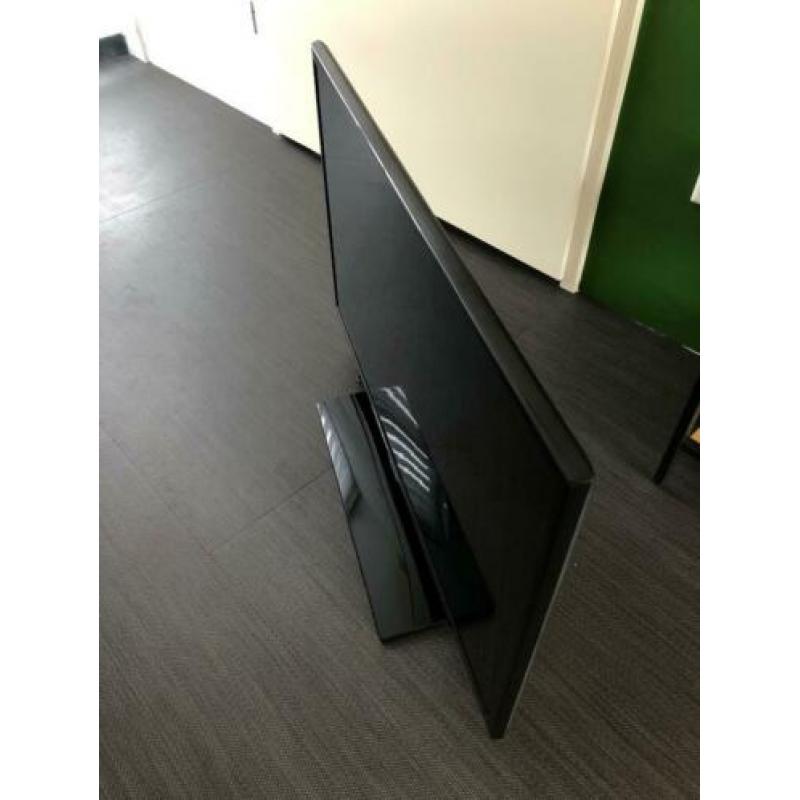 Samsung FULL HD LED TV 81cm HDMI en SCART