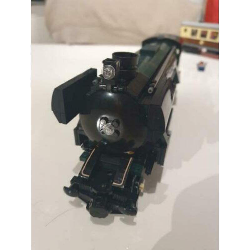 Lepin Emerald Night 21005