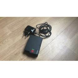 Rasphberry pi met behuizing en voeding