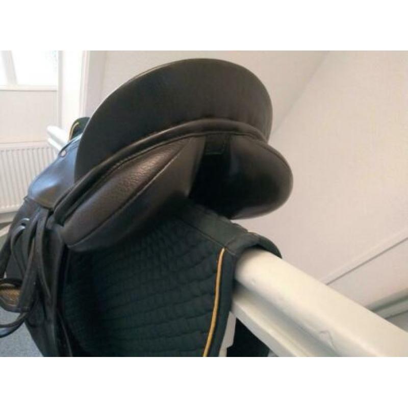 Daaleman dressuur zadel 18 inch GPS2 super zachte zitting