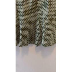 Essentiel. Groene korte rok. Maat 38