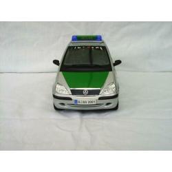 Mercedes-Benz A Class Long Version Polizei Maisto 1:18