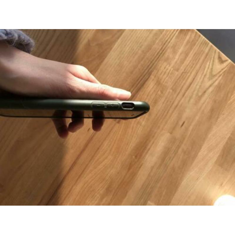 iPhone 8 Plus met stuk touchscreen