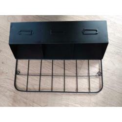 2 Metalen rekjes 35x7x25,5