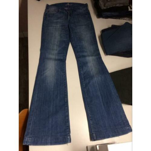 7 For all mankind flaire jeans mt 25
