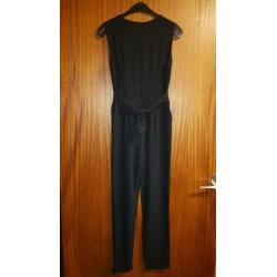 Mooie zwarte jumpsuit mt 36