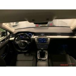 Volkswagen Passat Variant 2.0 TDI BLUEMOTION 150PK Navi Clim