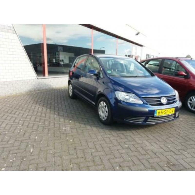Volkswagen GOLF 1.6 COMFORTLINE