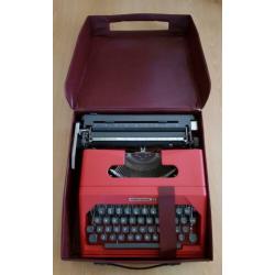 Underwood 23 typemachine in nieuwstaat met koffer