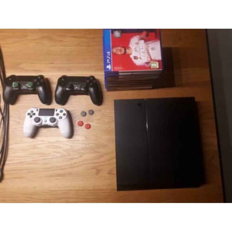 PlayStation 4 incl toebehoren en attributen