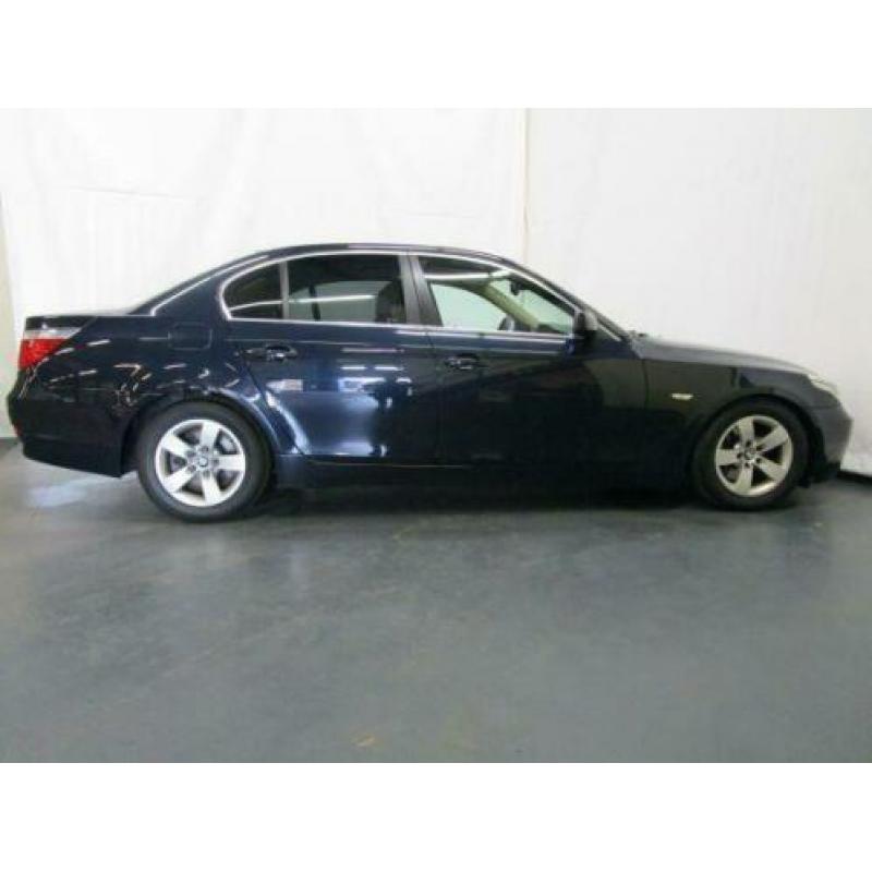 BMW 5-serie 525i Executive Airco Navi