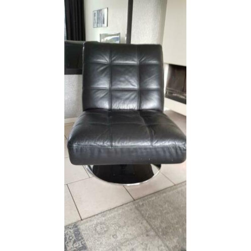 Zwart lederen relax draaifauteuil