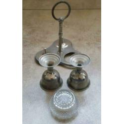 15. Antiek zilver eierdop 2 pers. set zout glas Pasen