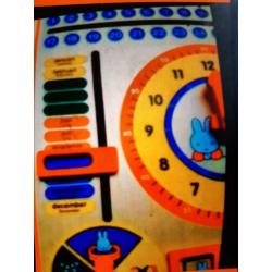 Miffy houten activiteiten jaargetijden kalender. No.21