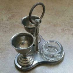 15. Antiek zilver eierdop 2 pers. set zout glas Pasen