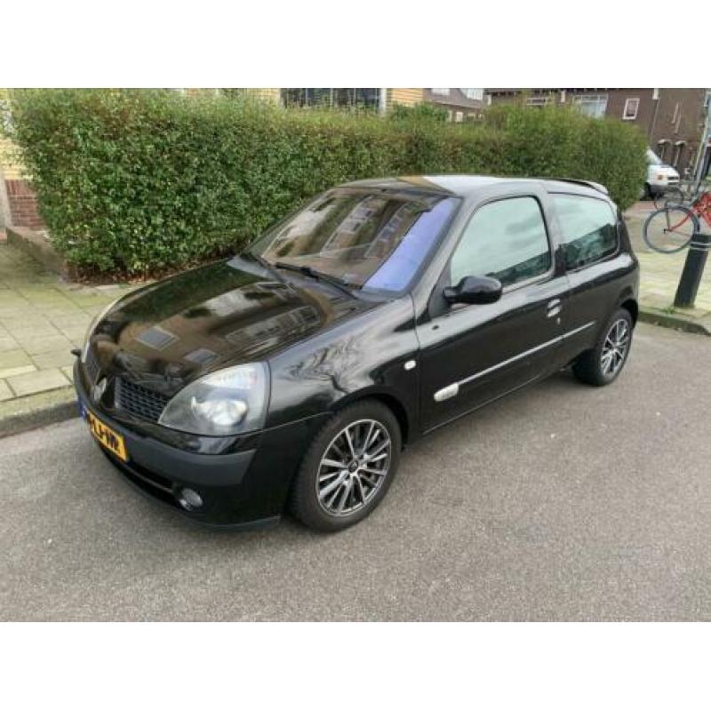 Renault Clio 1.6 16V Initiale 3DR AUT 2003 Zwart XENON