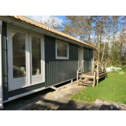 Chalet / vakantiehuis aan het Leekstermeer, nabij Groningen
