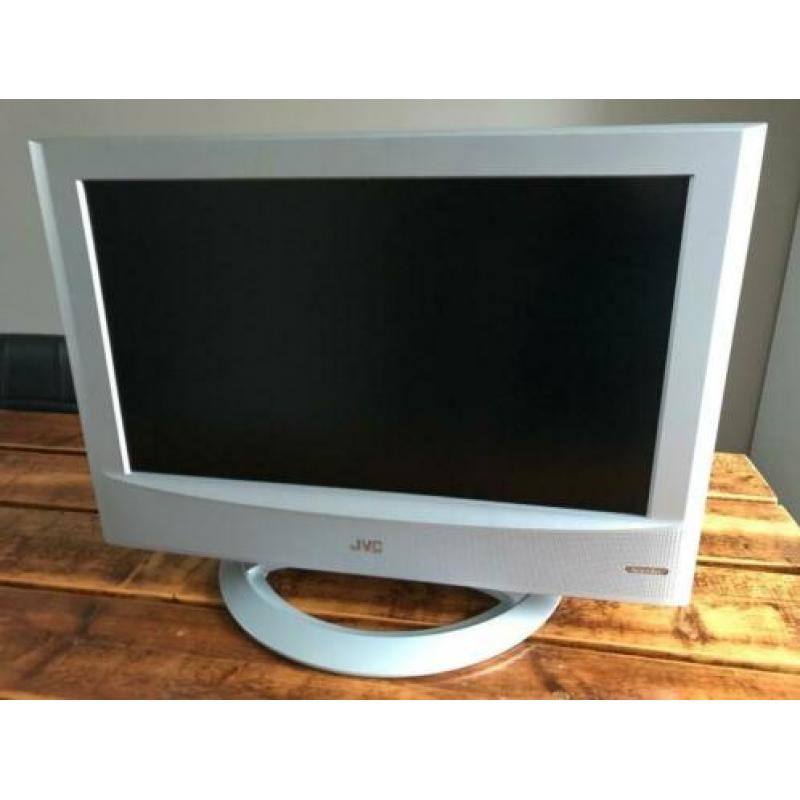 Jvc flatscreen tv. 66 cm /26 inch. Werkt perfect. Geen HDMI