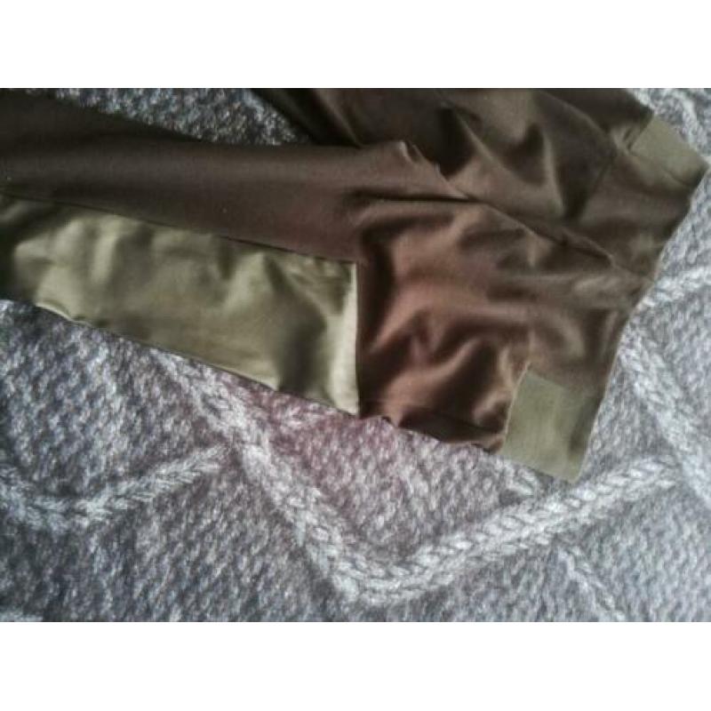 Te Koop: VERO MODA Nieuwe Broek/Tregging, mt L. (J-74).