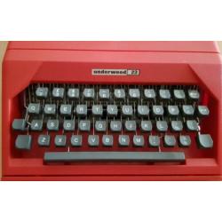 Underwood 23 typemachine in nieuwstaat met koffer