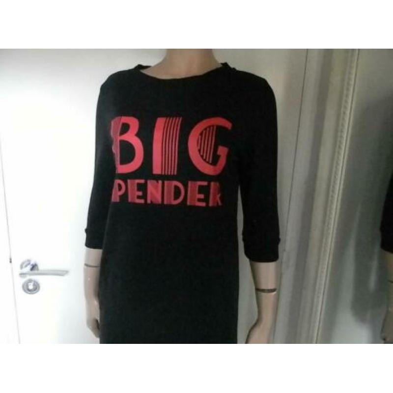 NIKKIE jurk met opdruk MAAT 38 (BIG SPENDER)