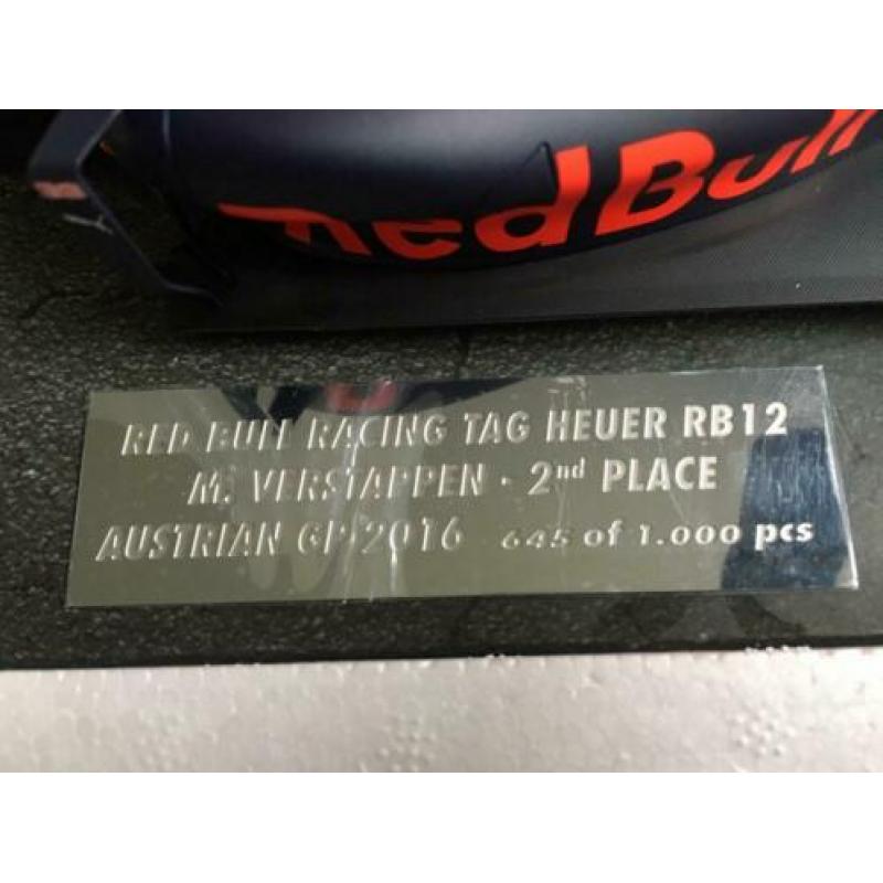 Max Verstappen Limited Edition RB12 gesigneerd!!!!
