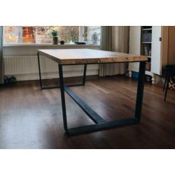 Eikenhouten tafel handgemaakt