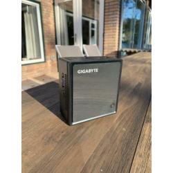 Gigabyte NUC computer