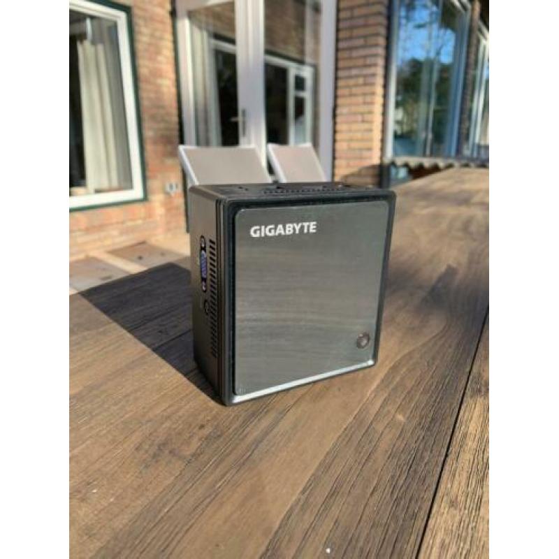 Gigabyte NUC computer
