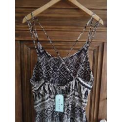 Nieuw met kaartje:zwart dessin jumpsuit van Meis&Mint, mt S.