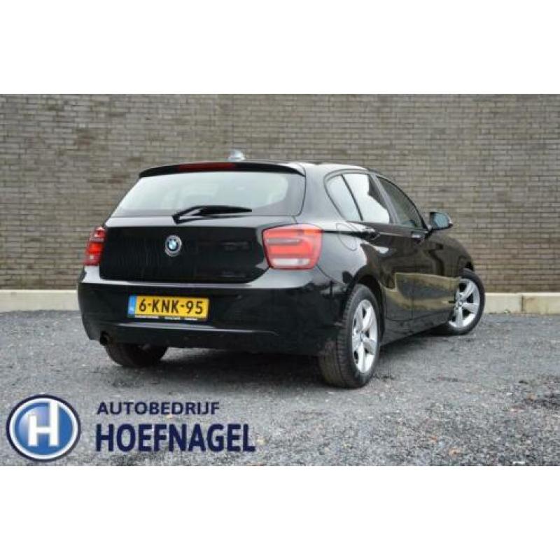 BMW 1-serie 114i EDE Airco / Cruise control / Navigatie / Bl