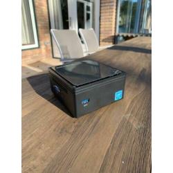 Gigabyte NUC computer