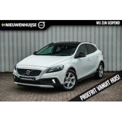 Volvo V40 Cross Country T3 150 pk Momentum Panoramadak / Xen