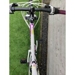 Mooie Scott Scale Junior MTB meisjes 24 inch