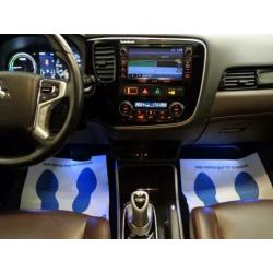 Mitsubishi Outlander 2.0 PHEV Executive+ 4WD Autom, Schuifda