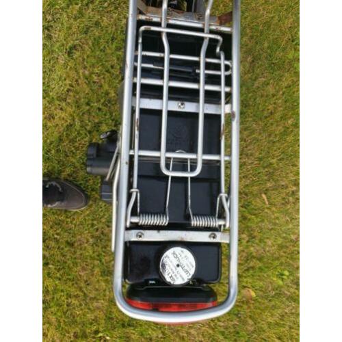 Bakfiets met een Sachs achterwiel aandrijving.