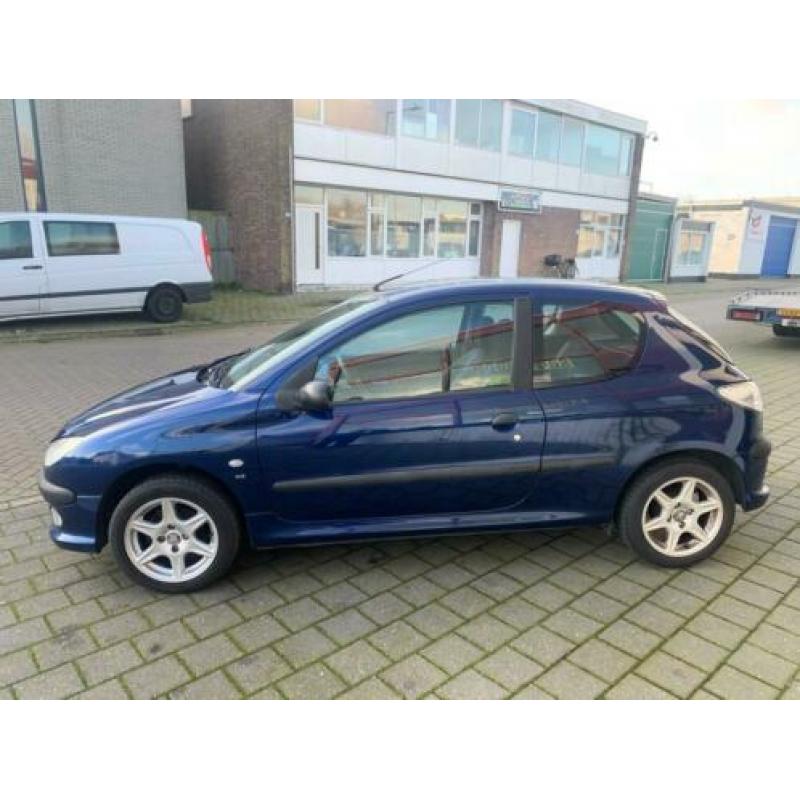 Peugeot 206 1.4 XS AIRCO,ELEK Ramen,SPORT,Subwoofer