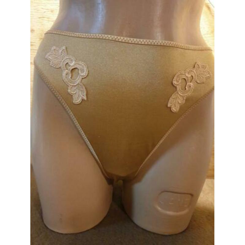 Nieuw chantelle string 36 (g556)