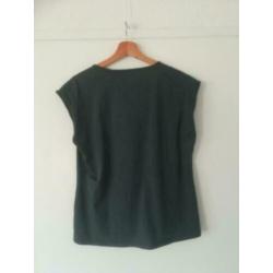 Supermooie top shirt groen tekst Follie di Garbo 44