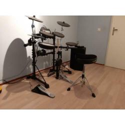 Complete Roland T3 drumkit