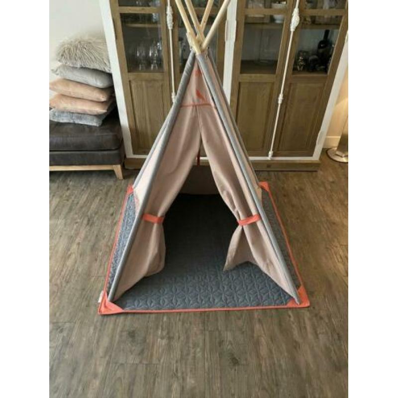 Tippi tent *nieuwstaat*