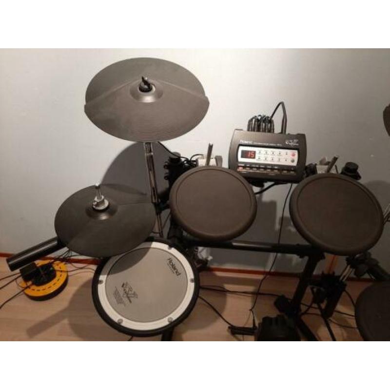 Complete Roland T3 drumkit