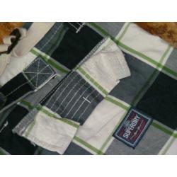 SUPERDRY korte broek,Mt S als nieuw