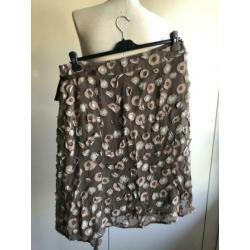 Xanders rok maat 44 taupe cirkelprint
